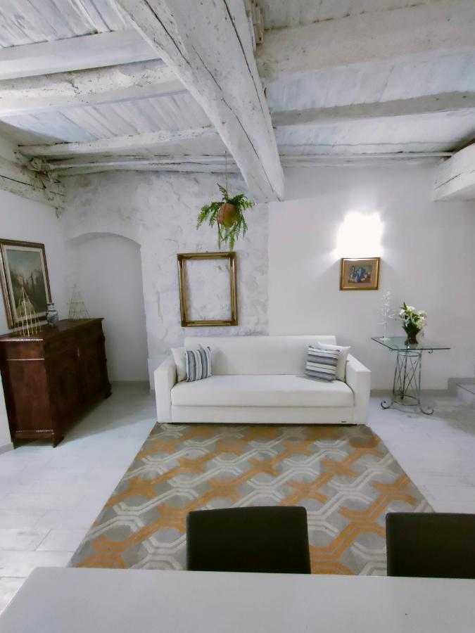 Il Cortiletto Casa Vacanza Треви Экстерьер фото